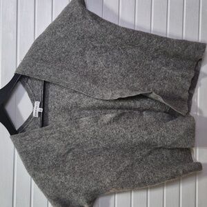 Aritzia Iconic Cape Gray Yak Wool XXS